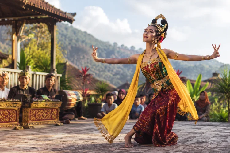 Tari Jaipong sebagai Daya Tarik Budaya Batulayang